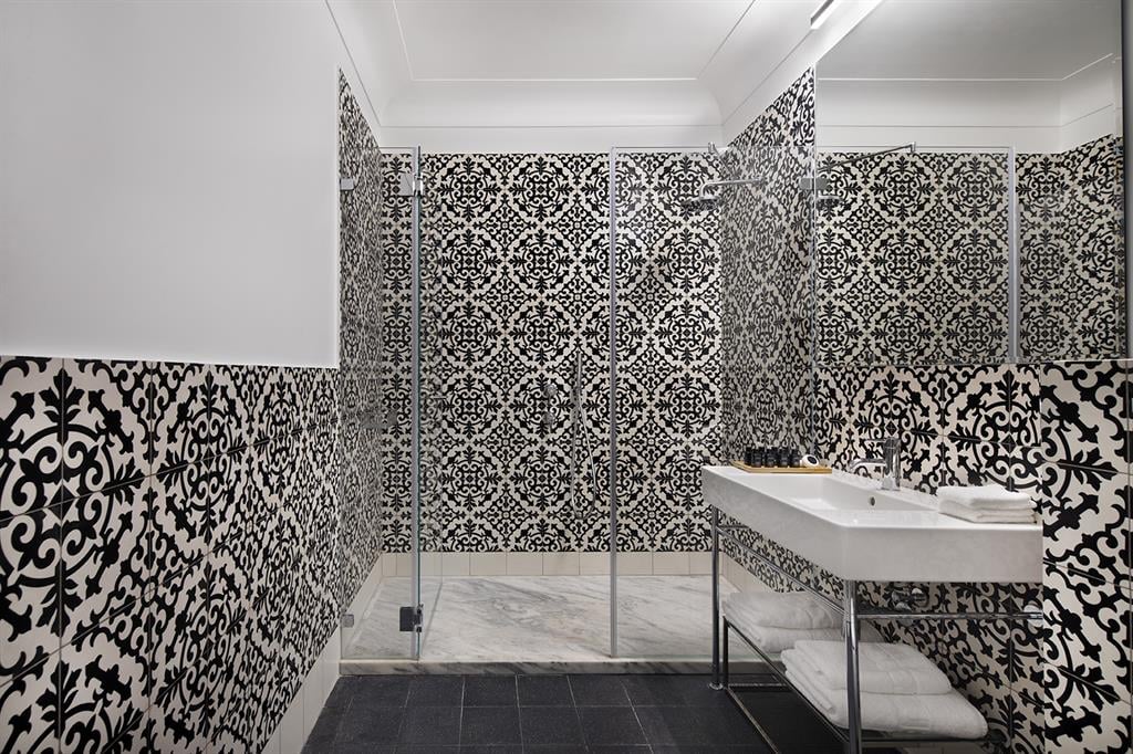 Renoma Suite