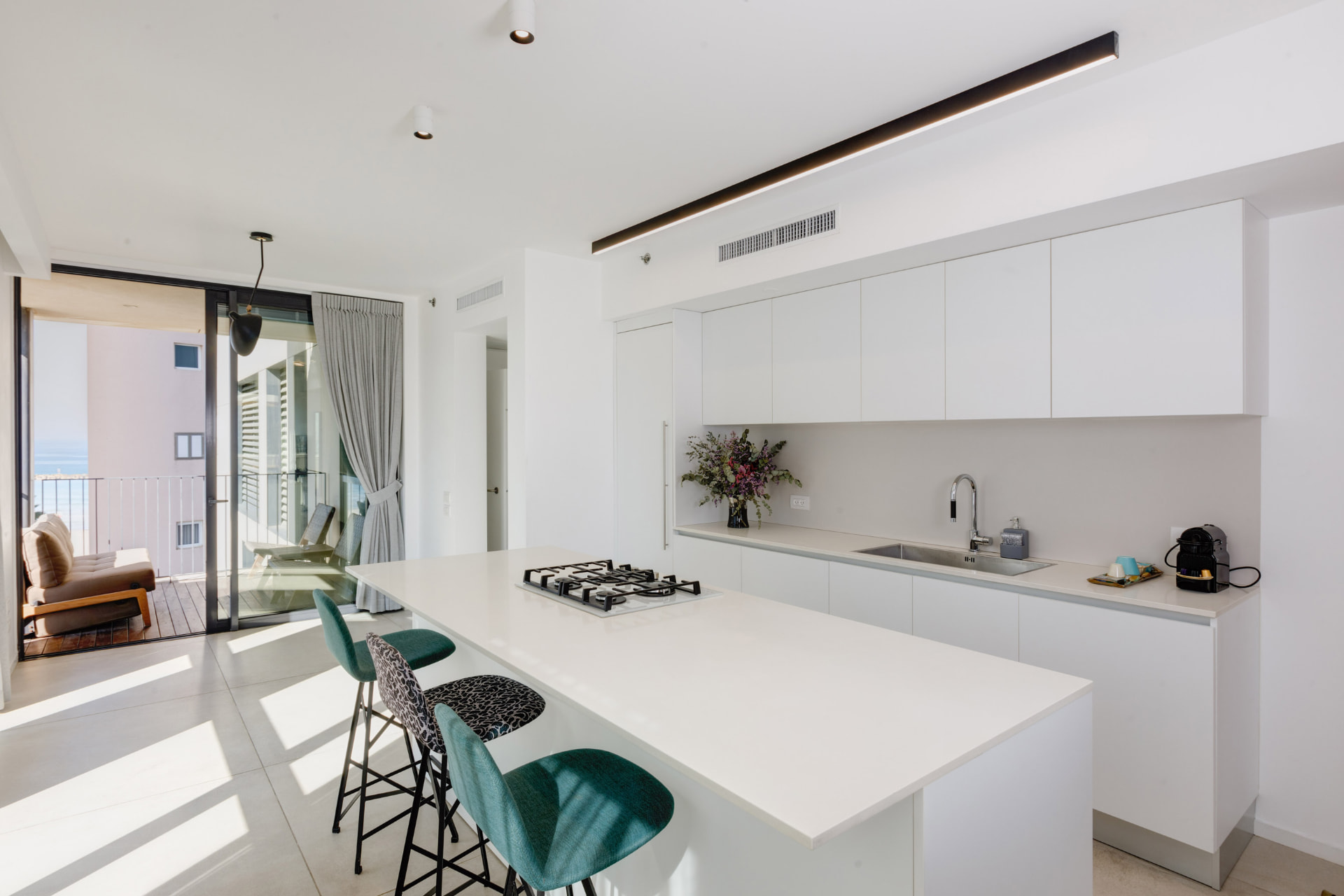 1 Bedroom Apartment with Terrace — photo 4